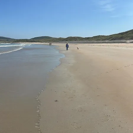 Four Bedroomed Townhouse לטרקני