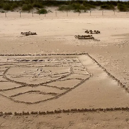 בית נופש Four Bedroomed Townhouse